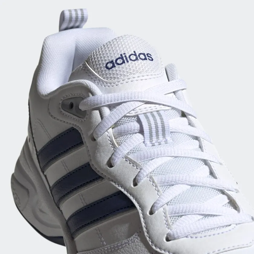 ADIDAS STRUTTER