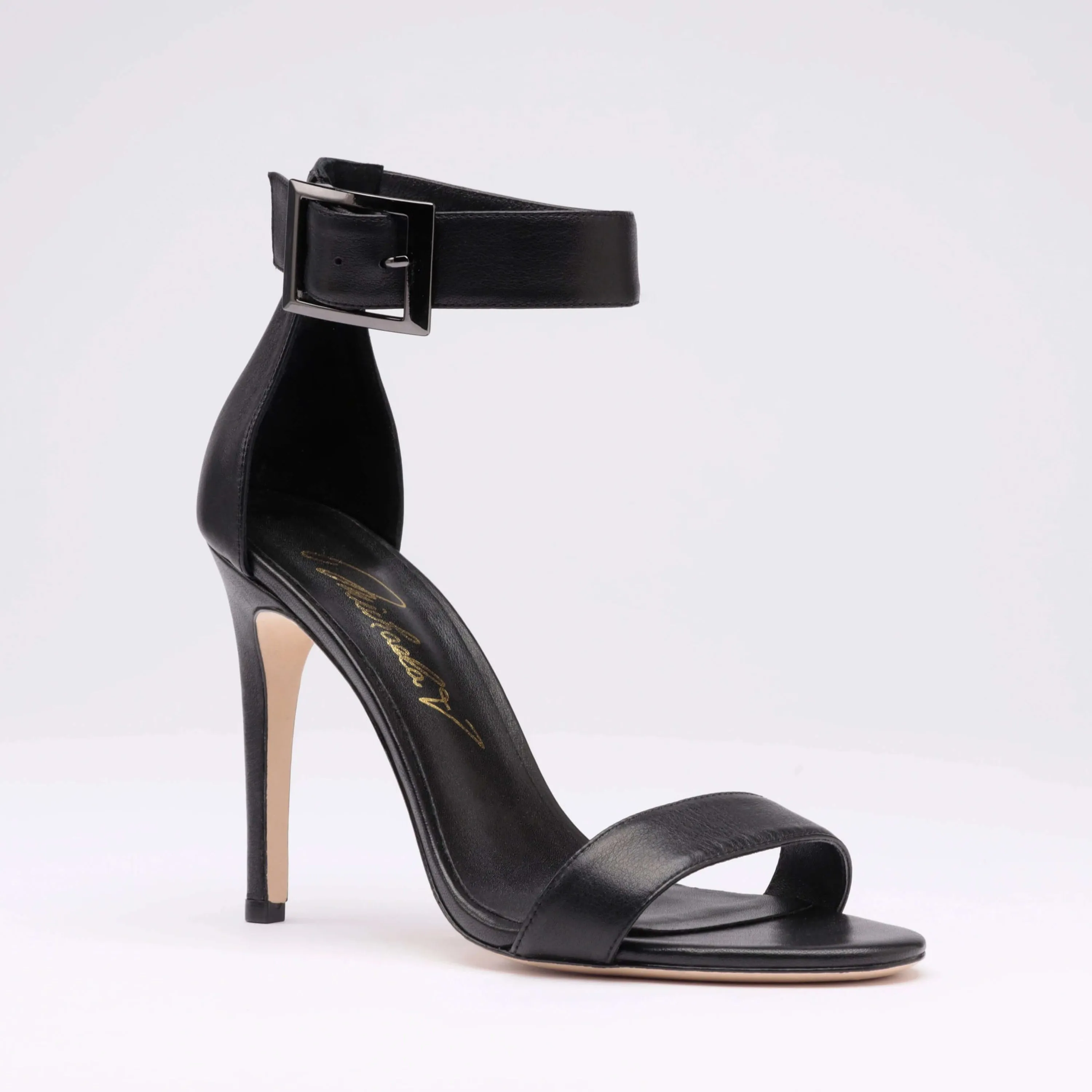 Chapman Pumps • Black