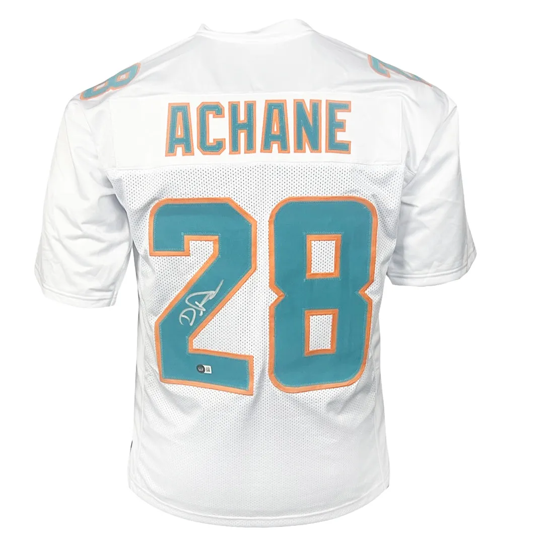 De'Von Achane Signed Miami White Football Jersey (Beckett)