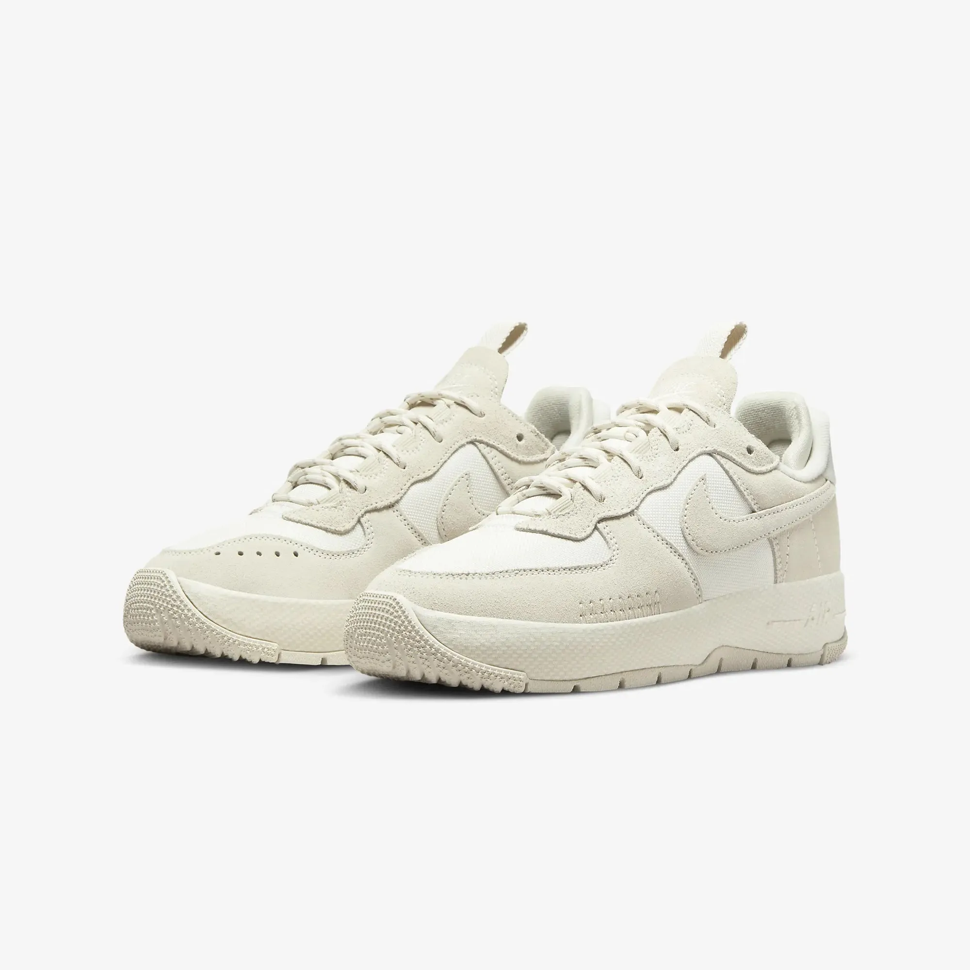 Nike | WMN'S AIR FORCE 1 WILD  { PHANTOM/PHANTOM-LT OREWOOD BRN