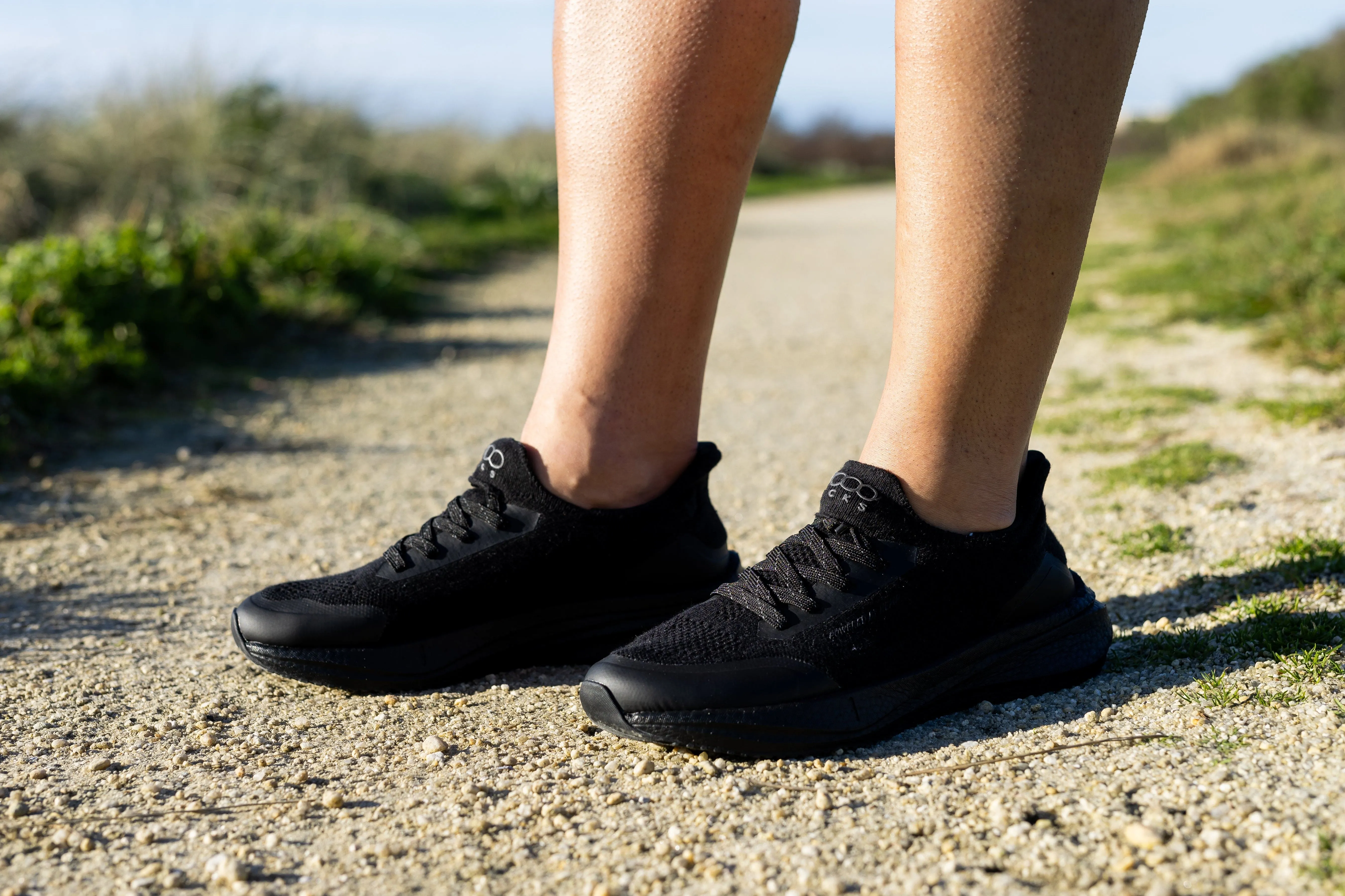 Runners Women's Hemp Leather Trainers | Full Black