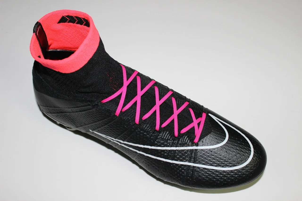 SR4U Laces Neon Pink