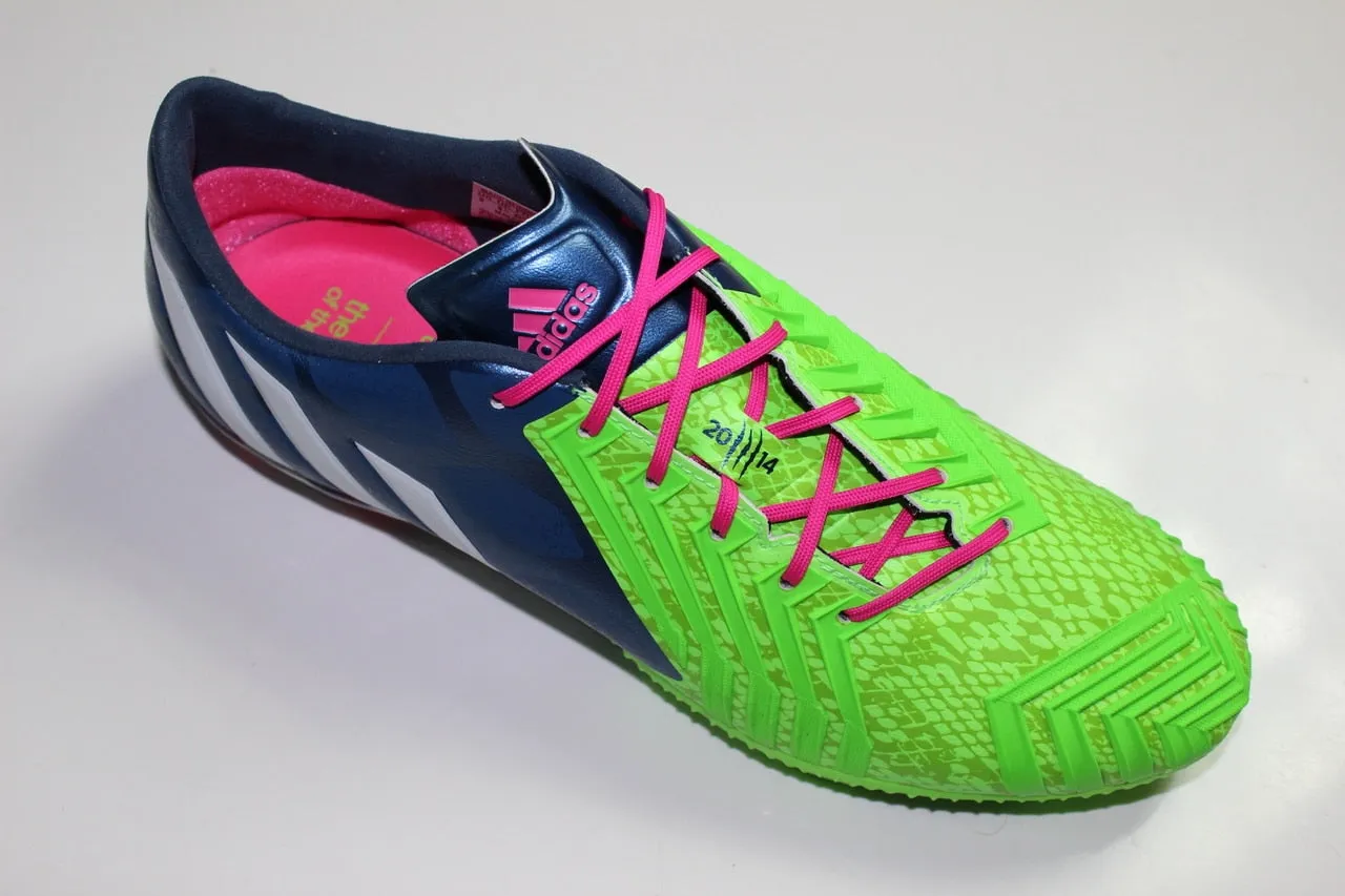 SR4U Laces Neon Pink